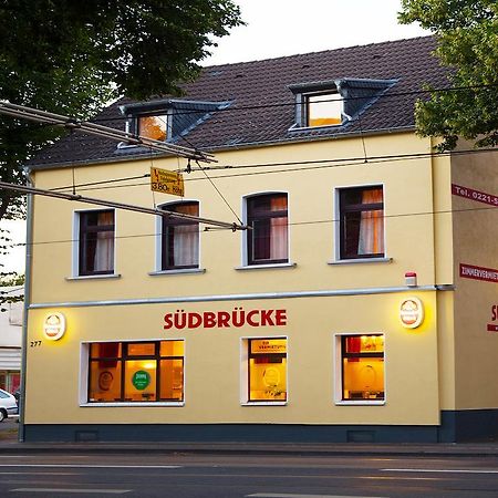 Отель Suedbruecke Koeln Экстерьер фото